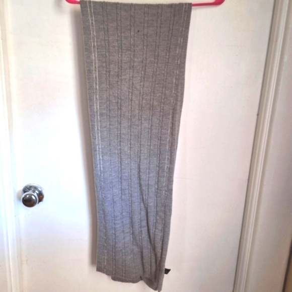 Banana republic extra fine merino wool - Picture 2 of 4